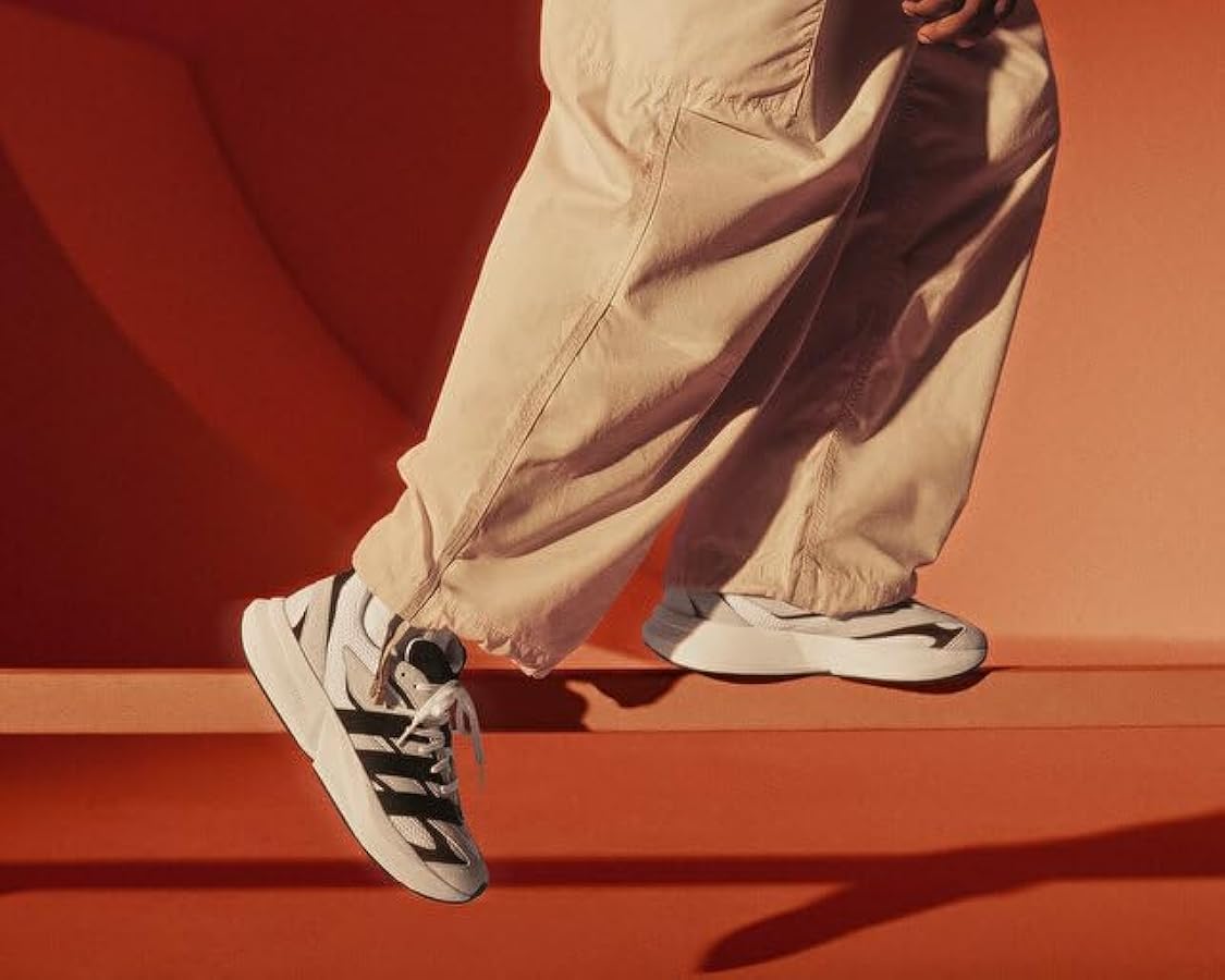 Amazon | アディダス スニーカー LIGHTBLAZE ユニセックス大人 NJG58